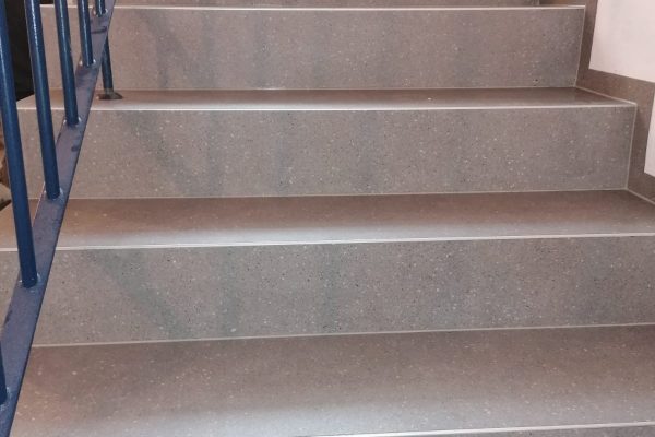 treppe-sanieren-designbelag-03-600x400